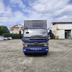 xe đồng vàng 800 thùng kín